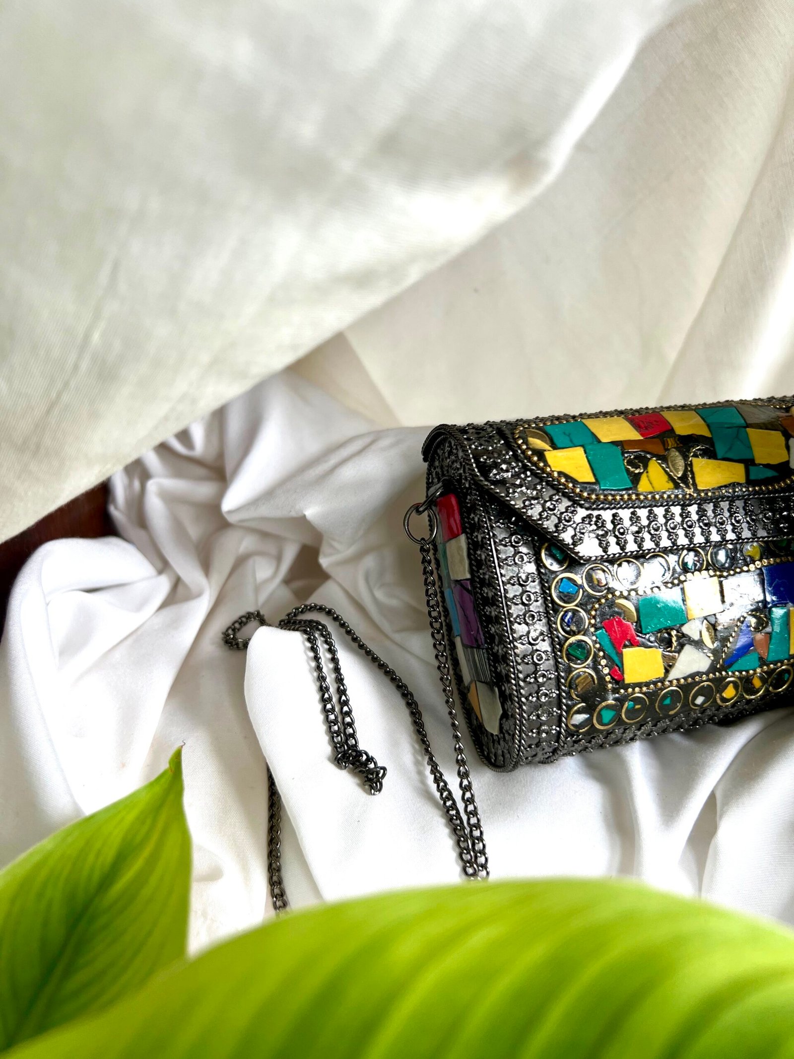 6015B37F-5666-4E93-AC00-9ACACB5D1EF8