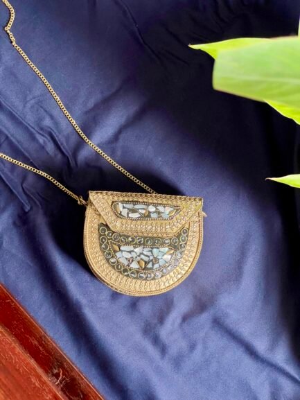 Gold Dust Moon Teeny